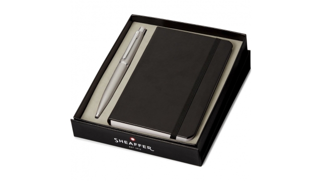 Sheaffer SF-G2940051-4 Balpen VFM Giftset Silver Nickel Plated + A6 Notebook